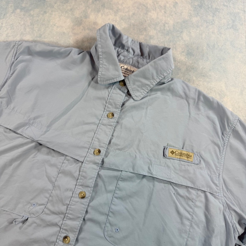 Columbia PFG Fishing Shirt Womens L Light Blue Excellent Short Sleeve UPF 30+